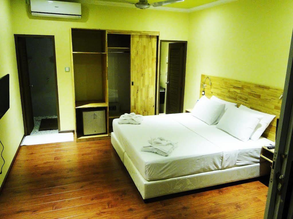 Narnia Maldives Hotel Maafushi Exterior photo